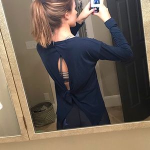 Athleta Twist-Back Long Sleeve Shirt